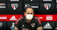 Rogério Ceni durante a entrevista coletiva pelo São Paulo, onde explica a frase dita no Flamengo - Transmissão SPFCTV