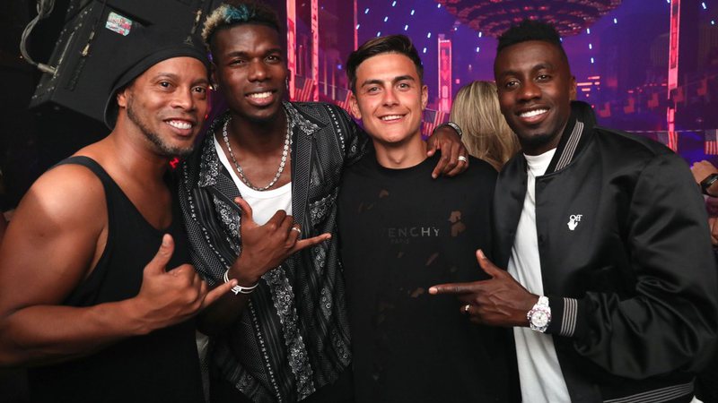 Ronaldinho curte festa com Pogba, Dybala e Matuidi - Instagram