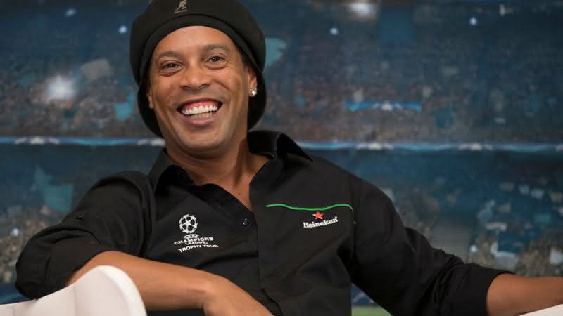 Ronaldinho Gaúcho aparece em live de grupo de pagode e viraliza na web - GettyImages