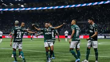 Rony comemorando mais um gol com a camisa do Palmeiras - Getty Images