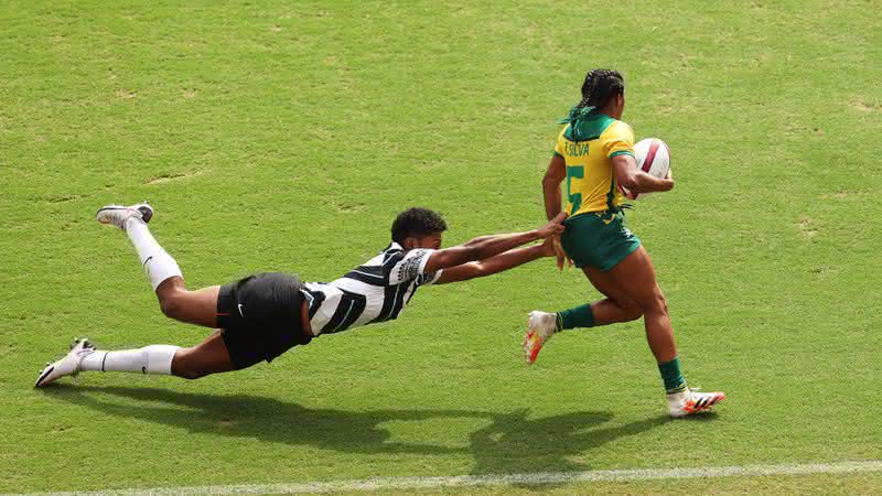 Clube feminino de rugby de Fiji admite pagamento abaixo do