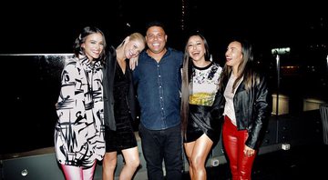 Bruna Marquezine, Celina Locks, Ronaldo, Sabrina Sato e Marta - Reprodução/Instagram