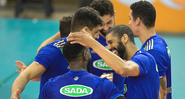 Jogadores do Sada Cruzeiro comemorando a Supercopa de vôlei masculino - Agência i7 / Sada Cruzeiro / Flickr