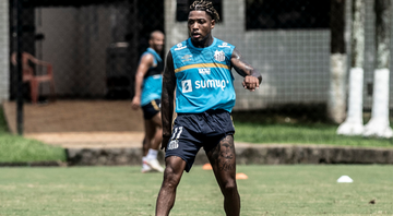 Marinho tem participado dos treinamentos normalmente e deve seguir no Santos em 2022 - Ivan Storti/Santos FC
