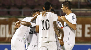 Santos entrou em campo na Copinha - Pedro Ernesto Guerra Azevedo / Santos FC/ Flickr