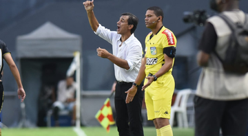 Fabián Bustos quer a chegada de reforços no Santos para conseguir aprimorar o seu trabalho - Ivan Storti/Santos FC