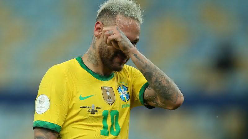 Neymar lamenta ódio de torcedores do Santos com criança que ganhou camisa do Palmeiras - GettyImages