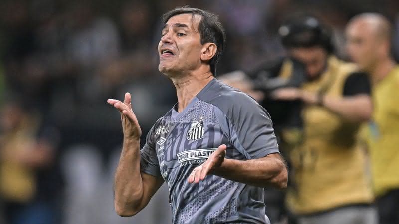 Santos vê Newcastle sonhar com a contratação de joia de Fabián Bustos - GettyImages