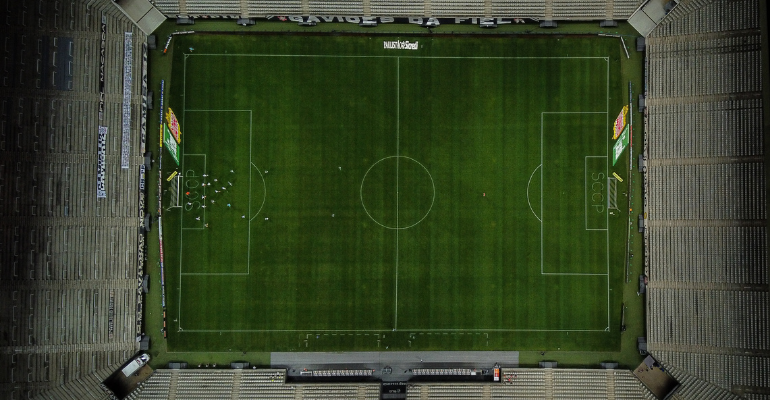 Segundo o governador de São Paulo, o futebol no estado pode voltar a ter torcedores nos estádios - Getty Images