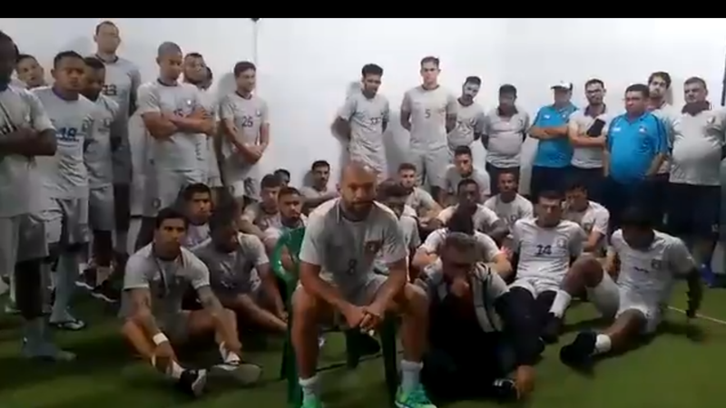 Jogadores do São Caetano em vídeo que viralizou na última segunda-feira, 11 - Reprodução/Twitter