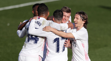 Jogadores do Real Madrid comemorando após gol - GettyImages