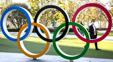 Anéis Olímpicos instalados em Tóquio para a realização dos Jogos - GettyImages