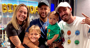 Carol Dantas, Davi Lucca, Neymar, Valentin e Vinícius reunidos - Reprodução/Instagram