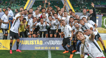 Jogadores do Corinthians comemorando o título do Campeonato Paulista de 2018 - GettyImages