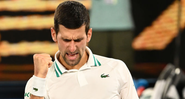 Djokovic vence sensação russa e chega nas finais do Australian Open - GettyImages