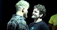 Ben Askren e Jake Paul durante promoção da luta pelo UFC - Transmissão Youtube / MMA Fightingon SBN