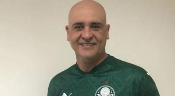 Ex-goleiro Marcos posa com a camisa do Palmeiras nas redes sociais - Reprodução/Instagram