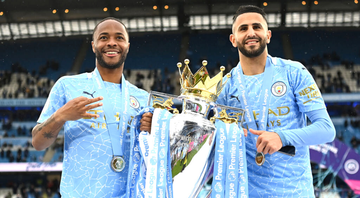 Sterling e Mahrez podem ser vendido pelo Manchester City - GettyImages