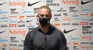 Sylvinho vê pior primeiro tempo do Corinthians: “Time sofreu” - YouTube