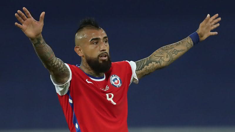 Vidal se irritou com a substituição durante partida do Chile - GettyImages