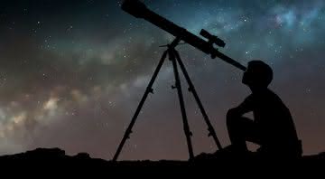 Binóculos e telescópios para você se sentir mais perto das estrelas - Getty Images