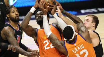 Torcedores brigam após vitória dos Suns sobre os Clippers; vídeo - GettyImages
