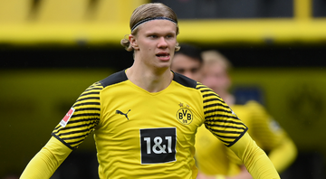 Haaland em campo pelo Borussia Dortmund - GettyImages