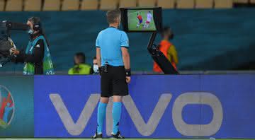 Uefa afirma que VAR não cometeu nenhum erro durante eurocopa - Getty Images