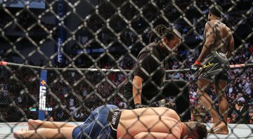 Chris Weidman sofreu grave lesão diante de Uriah Hall no UFC - GettyImages