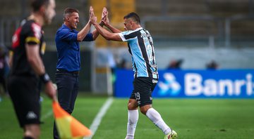 Vagner Mancini elogiou o trabalho de seus jogadores em vitória no Brasileirão - Lucas Uebel / Grêmio