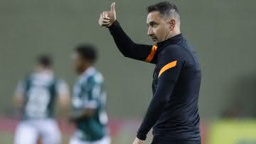 Vitor Pereira decidiu se quer permanecer no Corinthians - Getty Images