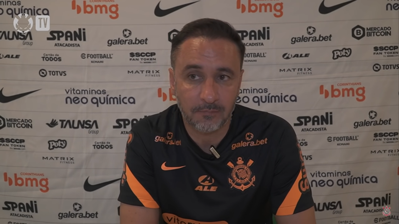 Vitor Pereira fala sobre derrota do Corinthians - Reprodução/YouTube - Corinthians TV (17/03/2022)