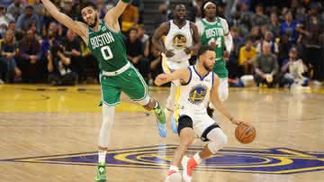 Curry e os Warriors querem vencer o Boston Celtics no jogo 3 da final da NBA - GettyImages