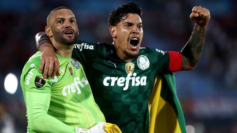 Weverton comemora tri da Libertadores: “Eu te amo, Palmeiras” - GettyImages