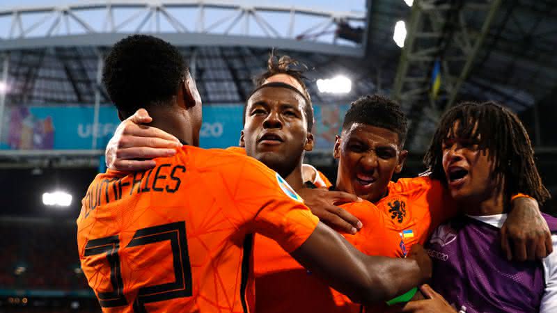 Wijnaldum, da Holanda, pede proteção da Uefa em caso de atos racistas na Euro - GettyImages