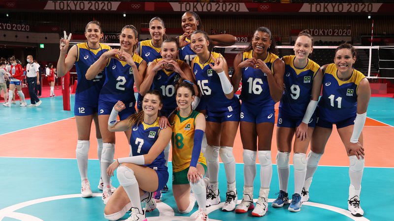 Jogadoras de vôlei do Brasil, comandadas por Zé Roberto, e que vão disputar o Sul-Americano feminino de vôlei - GettyImages
