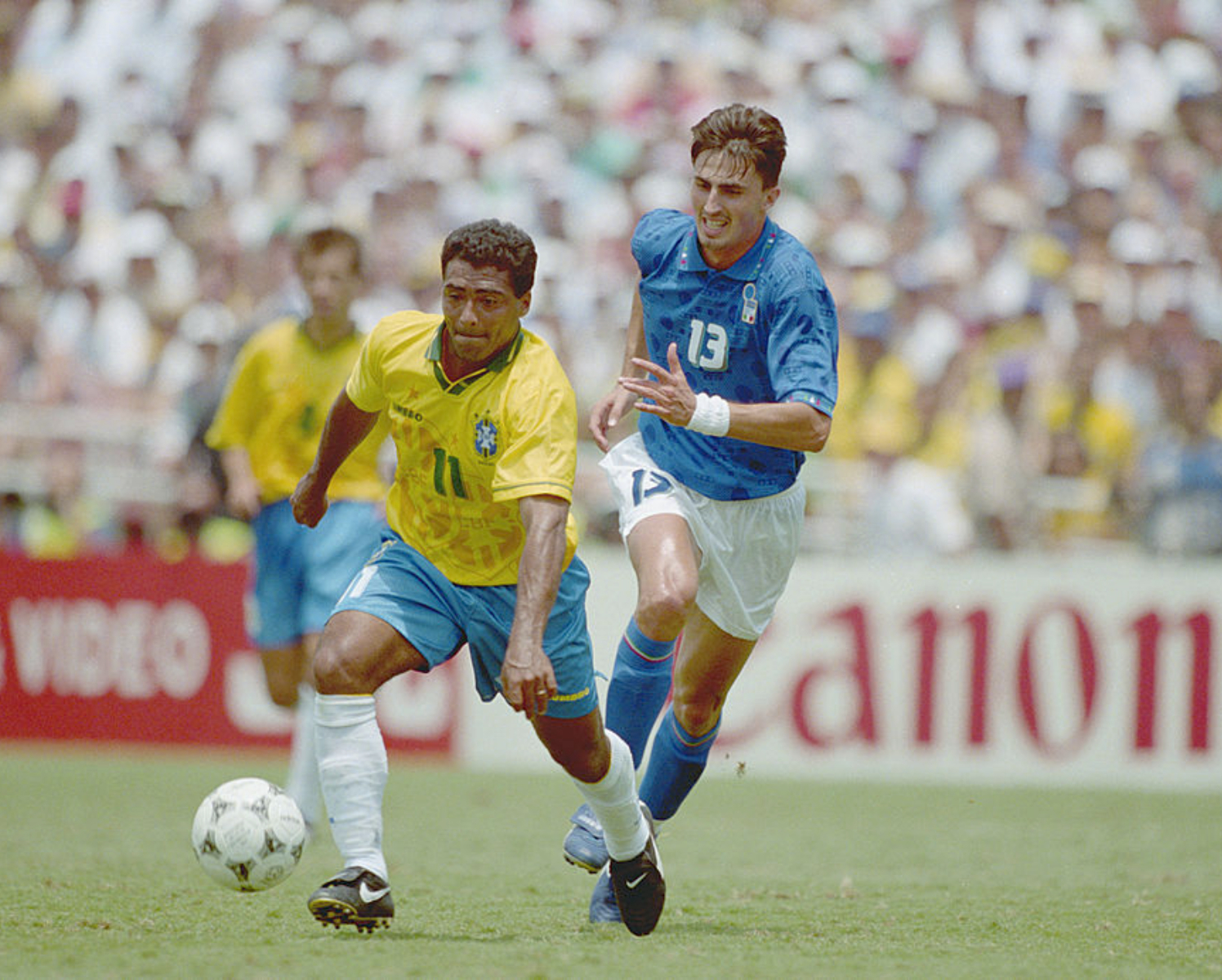 O artilheiro e os destaques da Copa de 1990, Itália - UOL Copa do Mundo