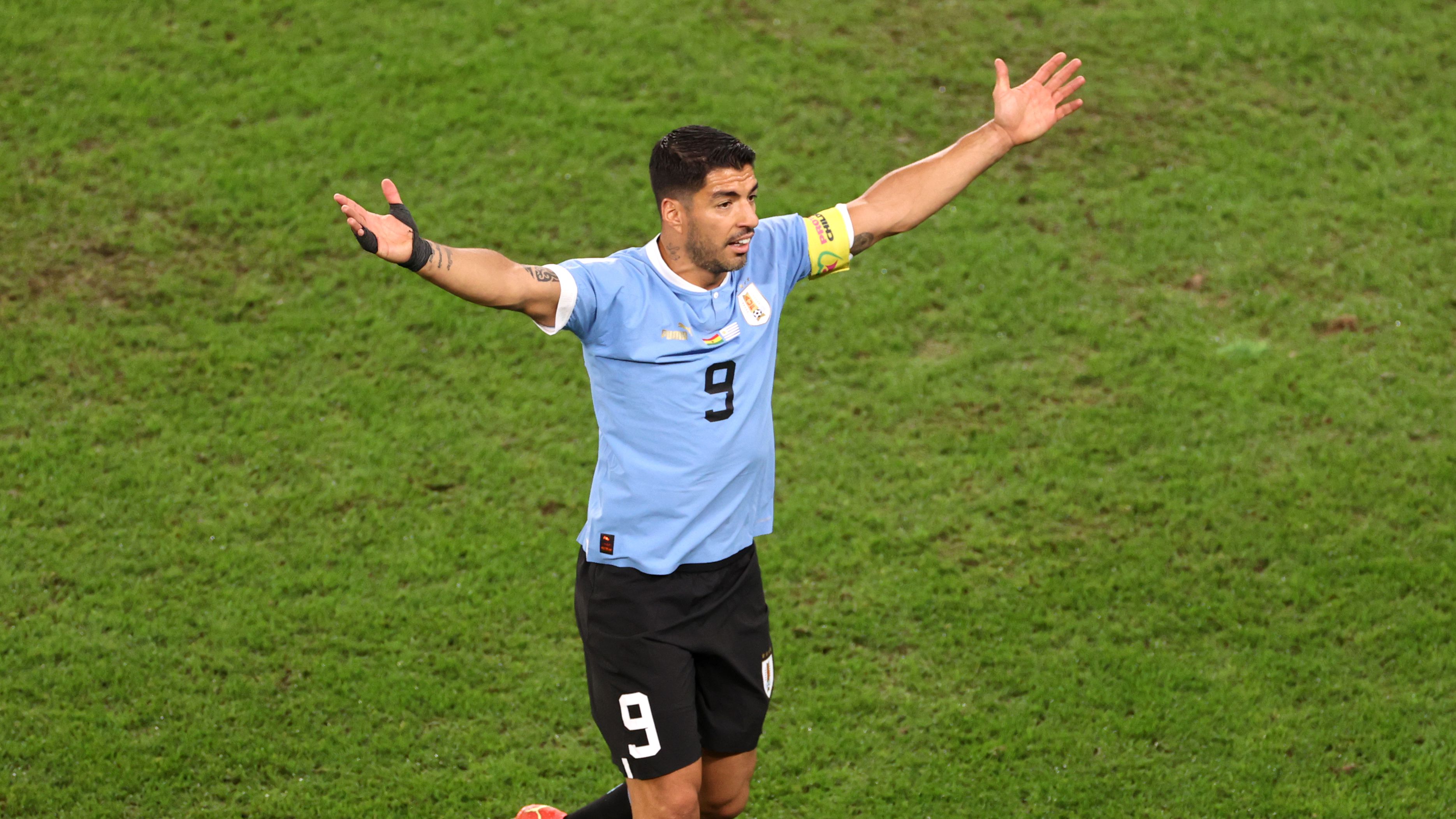 Luis Suárez em ação na Copa do Mundo 2022, no Catar (Crédito: Getty Images)