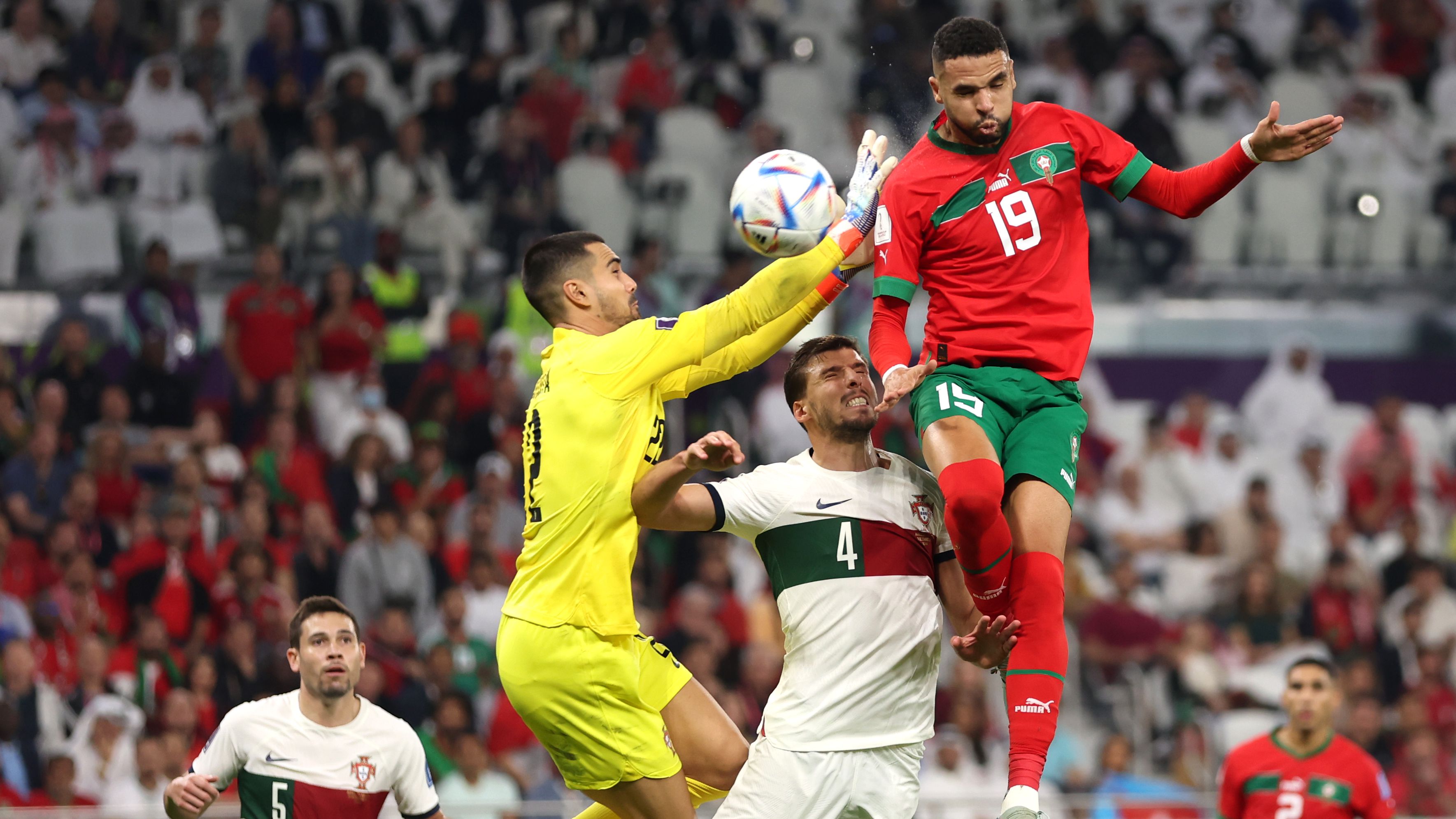 Momento do gol de Marrocos