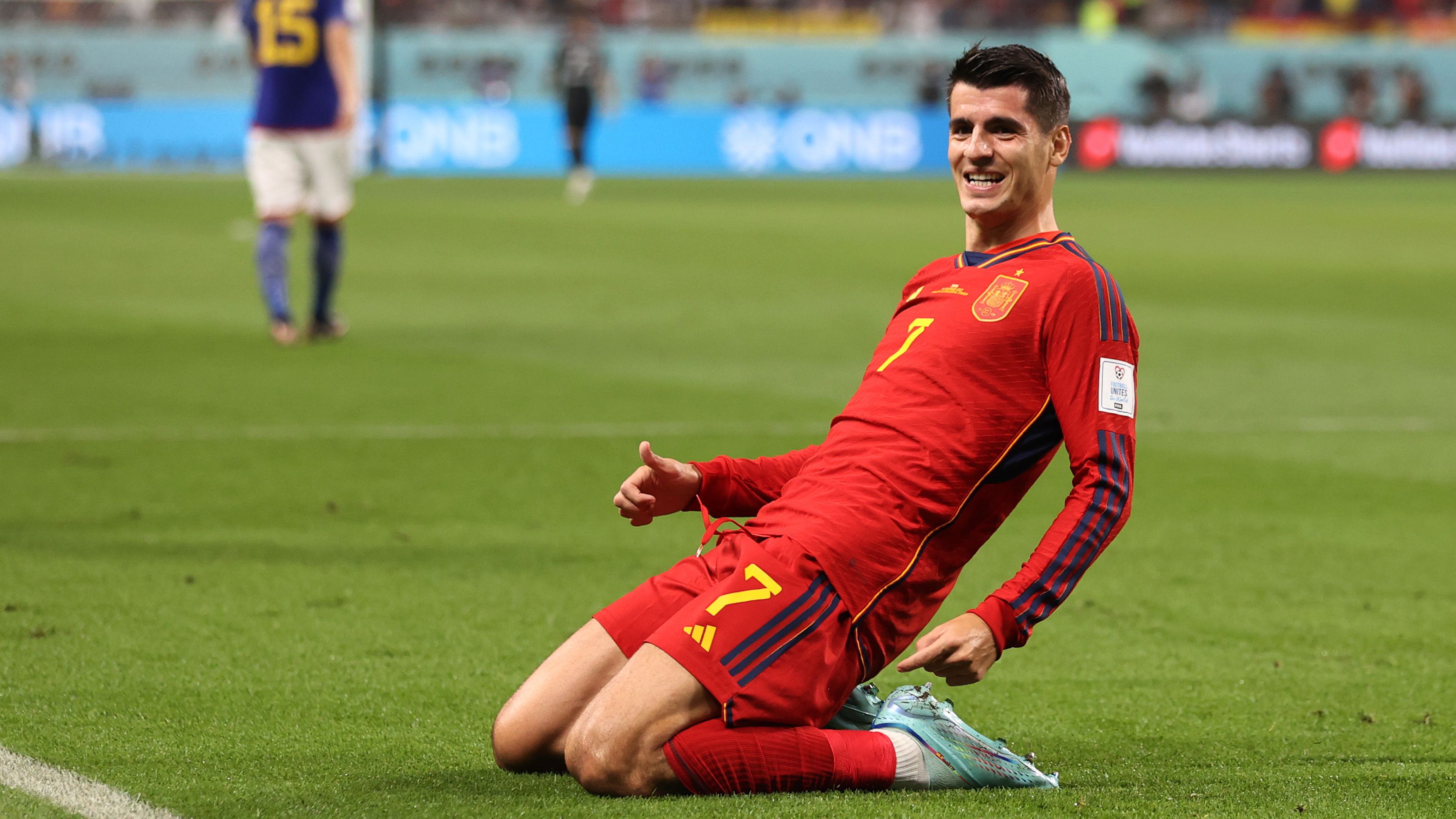 Portugal perde na receção à Espanha com golo de Morata no final e
