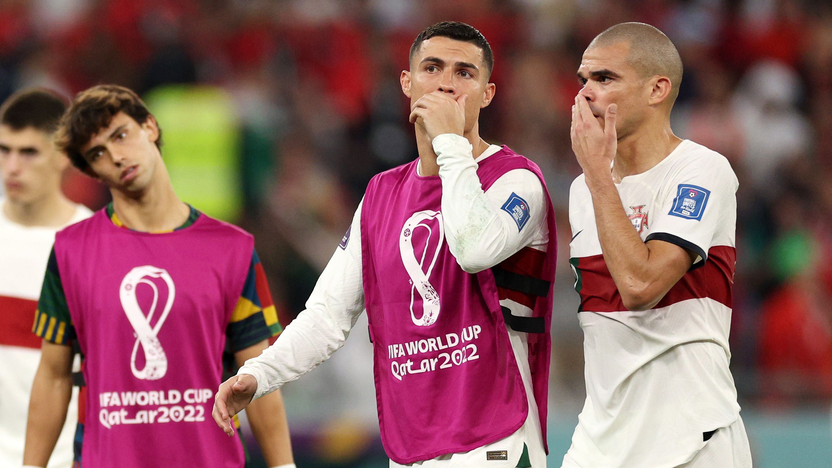 Portugueses após o apito final contra a Coreia do Sul (Crédito: Getty Images)