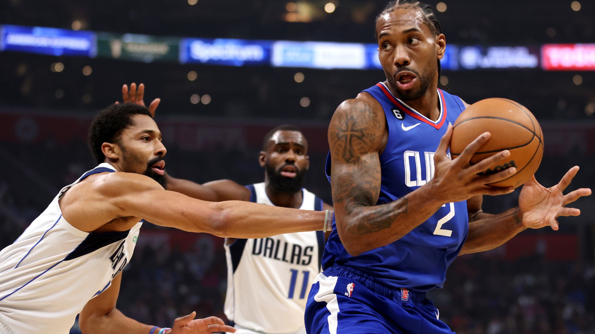 Los Angeles Clippers vence o Dallas Mavericks na NBA