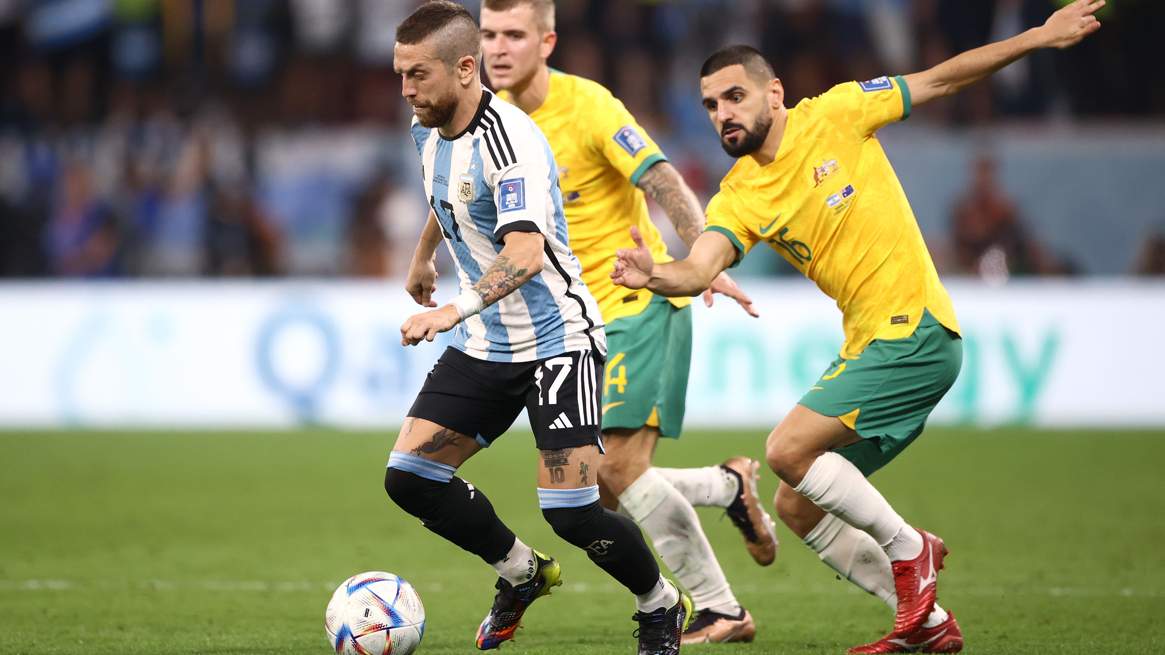 Papu Gómez em ação pela Argentina na Copa do Mundo
