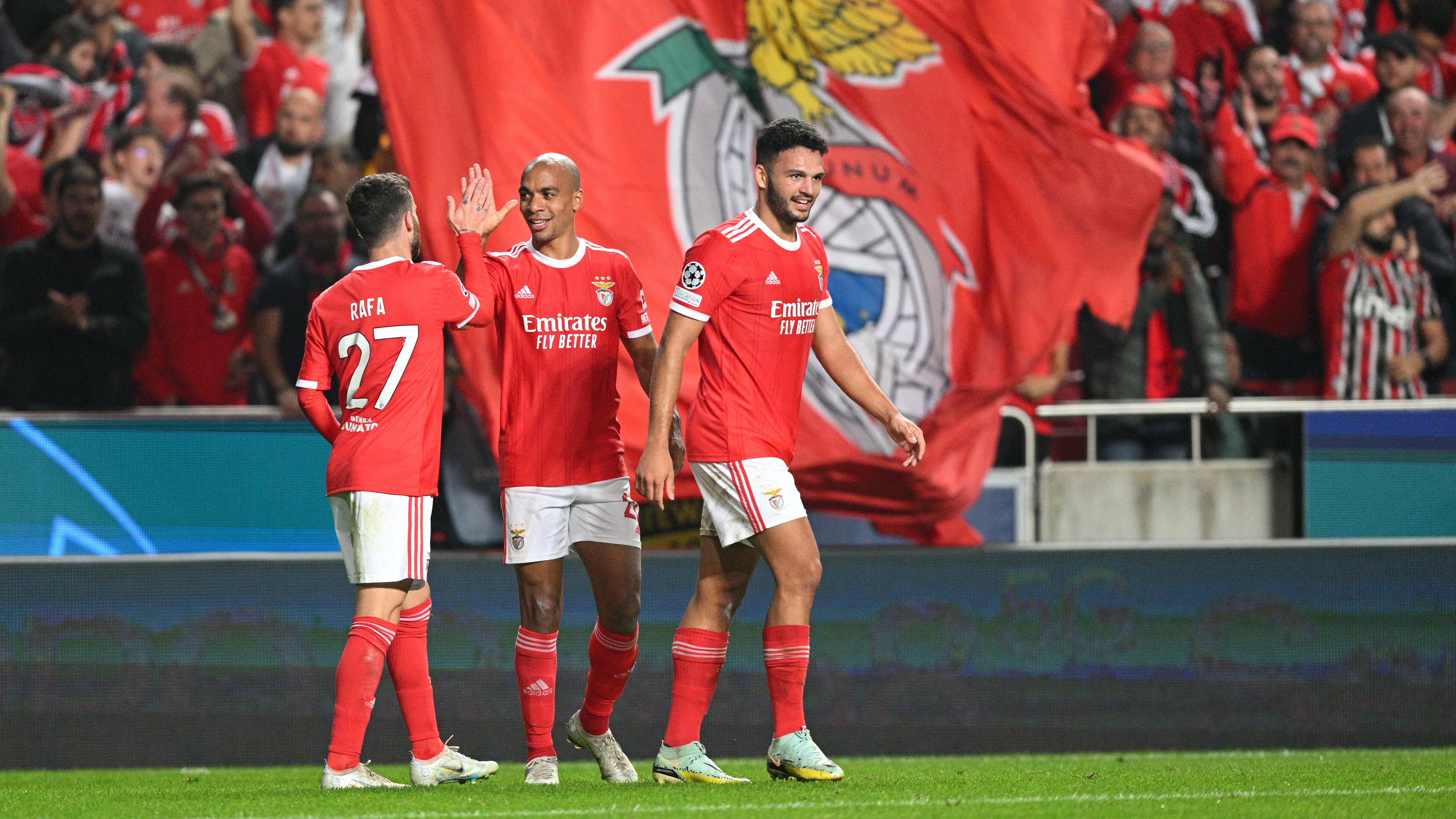 Benfica lidera o Português com apenas uma derrota em 20 jogos