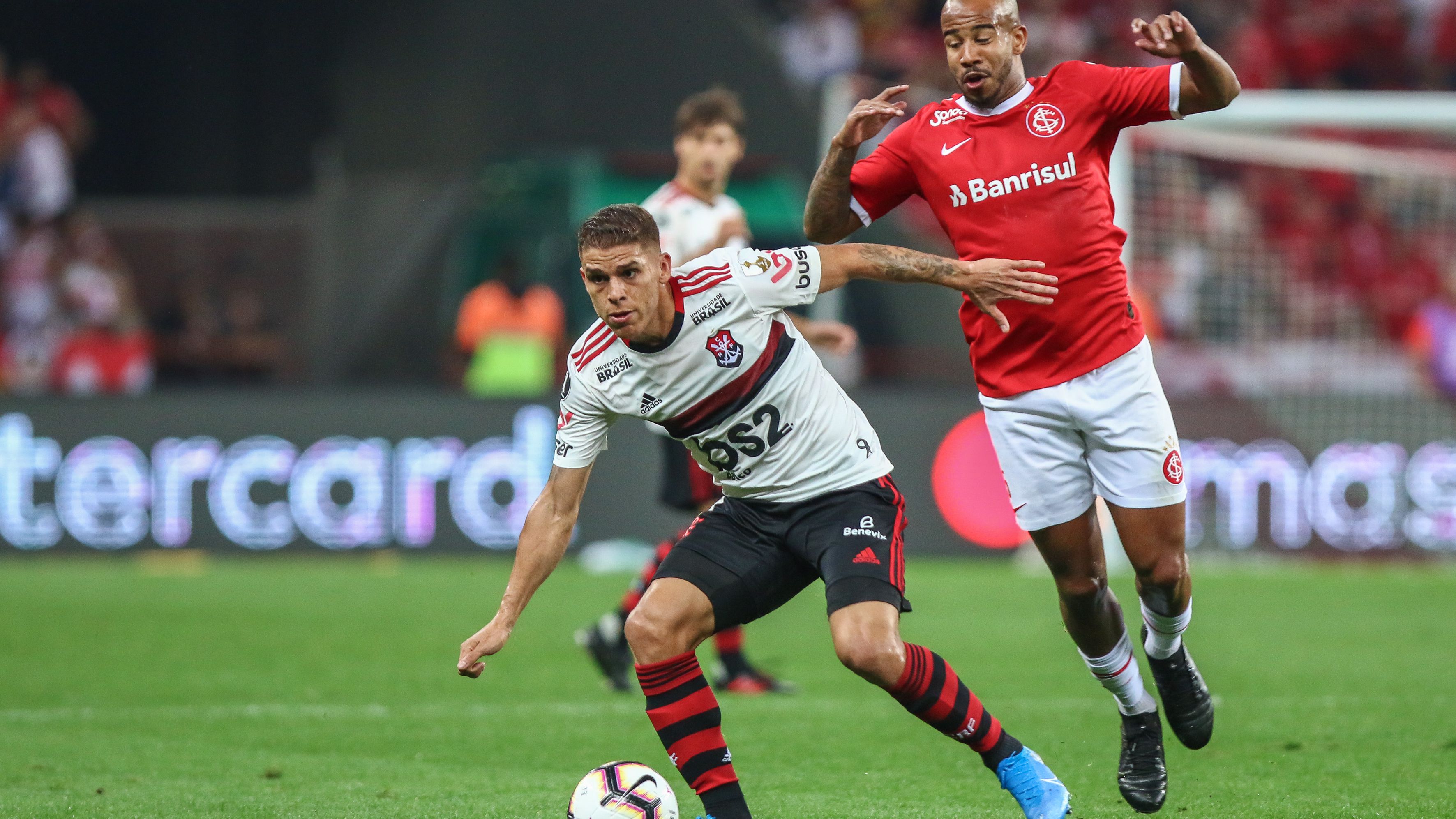 Cuellar jogou no Flamengo entre 2016 e 2019