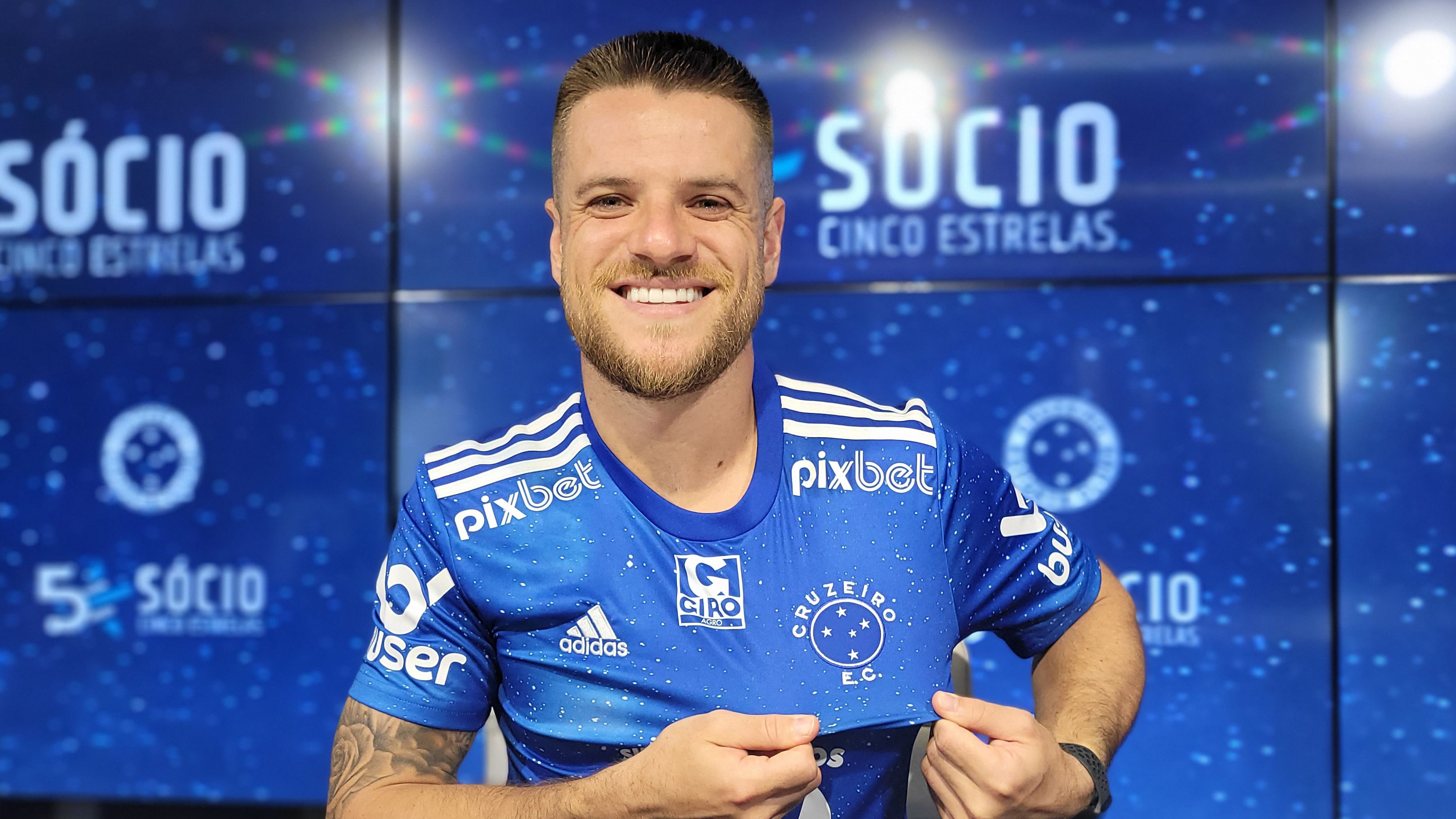 Ramiro apresentado no Cruzeiro (Crédito: Marco A. Ferraz / Cruzeiro)