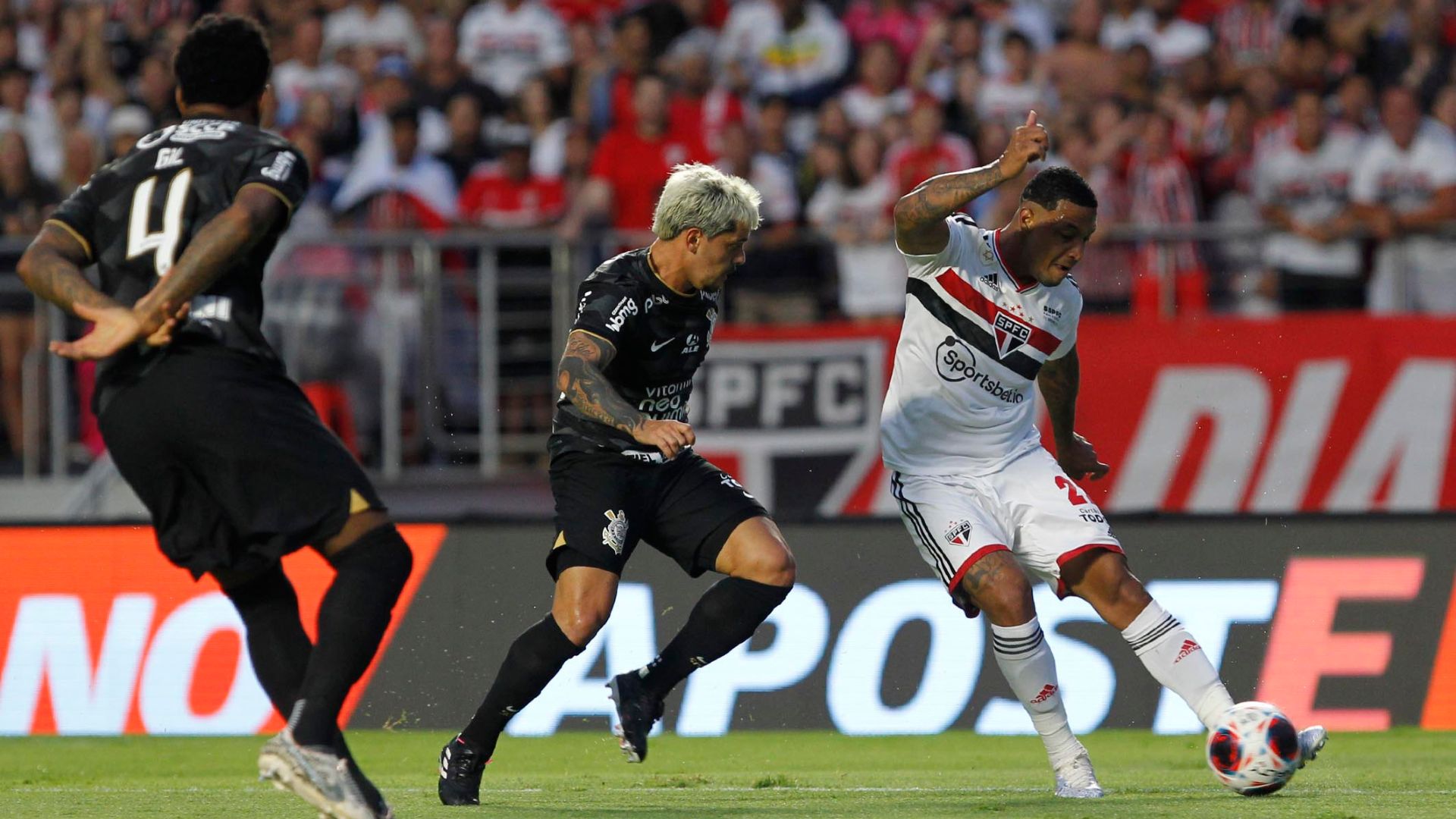 Corinthians enfrentando o São Paulo no Campeonato Paulista 2023