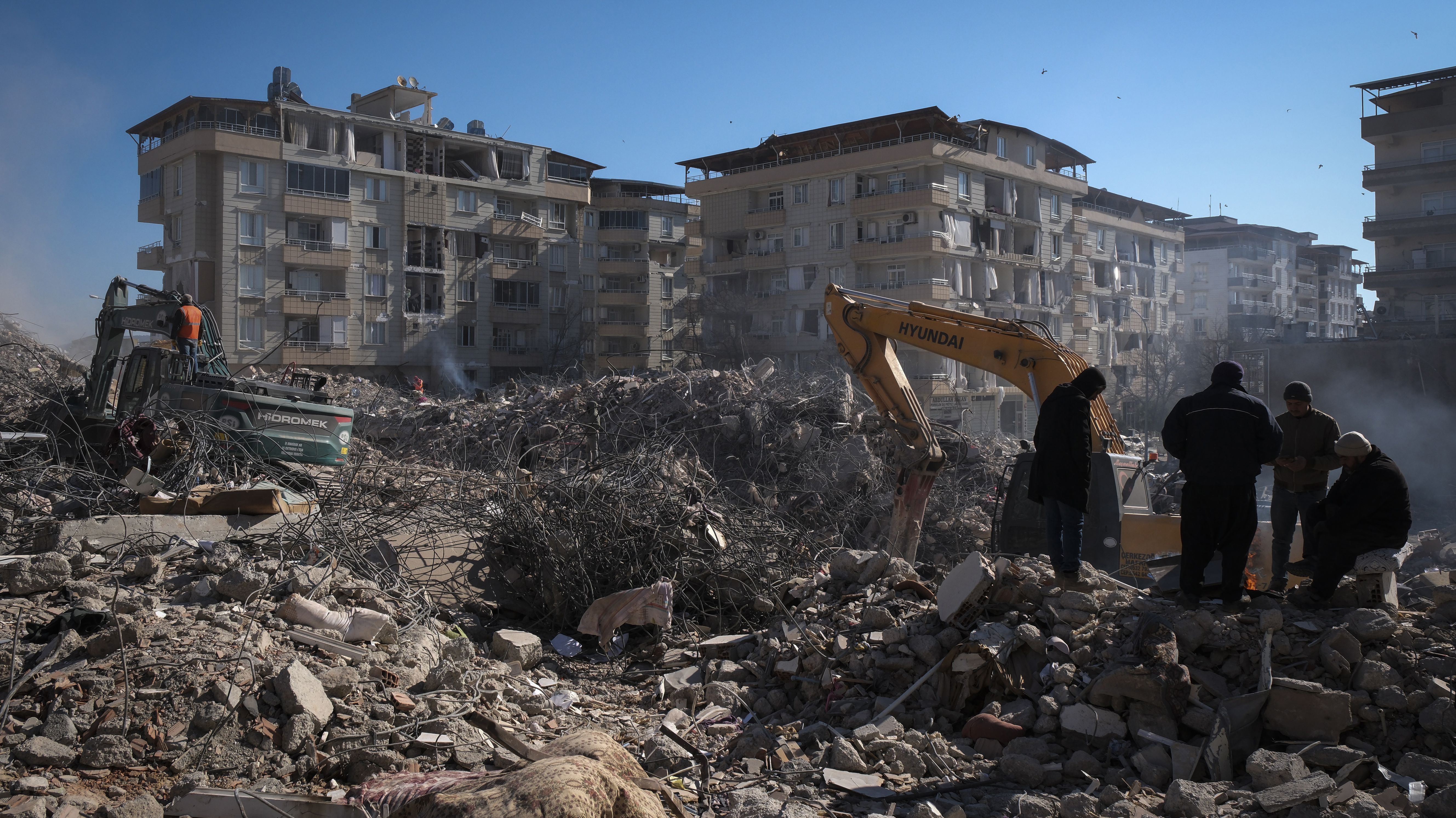 Terremoto de alta magnitude atingiu a Turquia e a Síria 