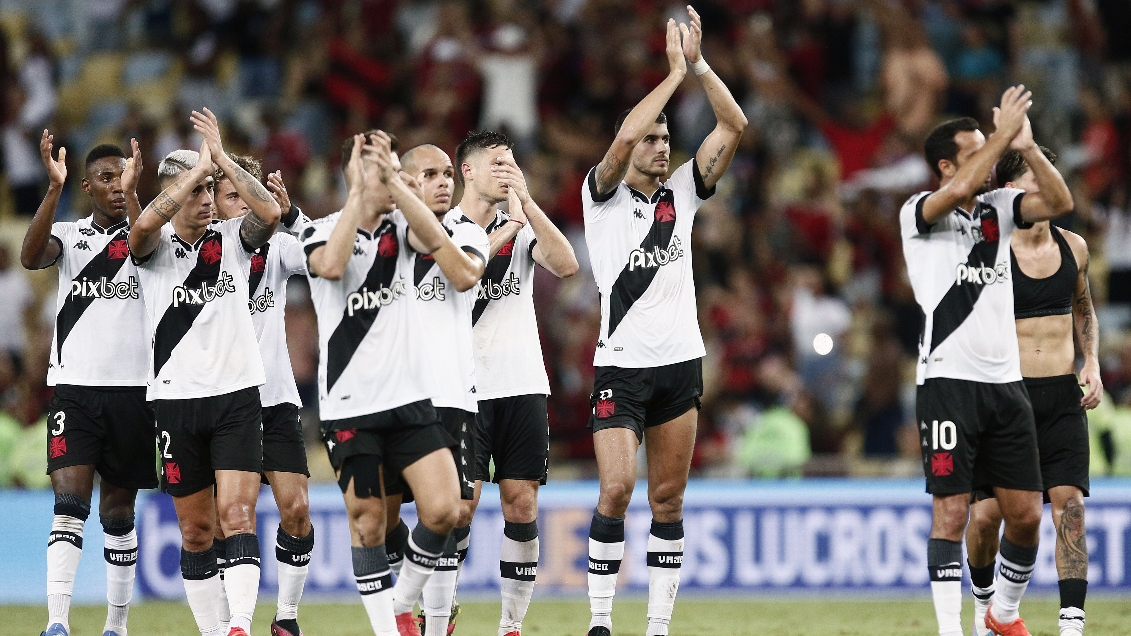 Vasco foi derrotado pelo Flamengo no último compromisso