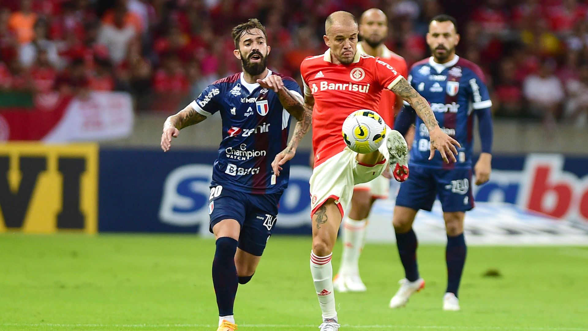 Em 2022, o confronto entre Internacional e Fortaleza marcou a despedida de D'Alessandro do futebol profissional (Crédito: Getty Images)